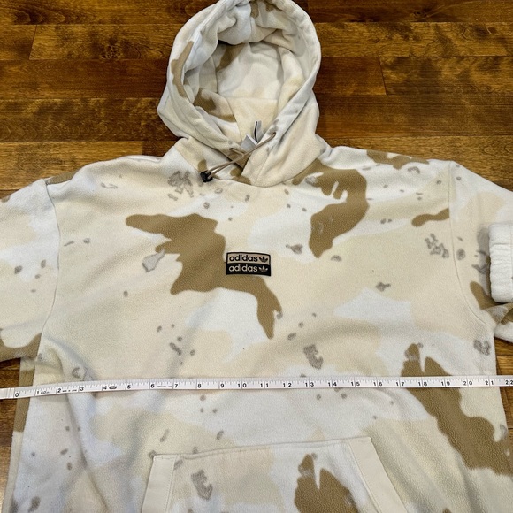 ADIDAS Beige Camouflage Fleece Hoodie Size MEDIUM - Picture 3 of 6
